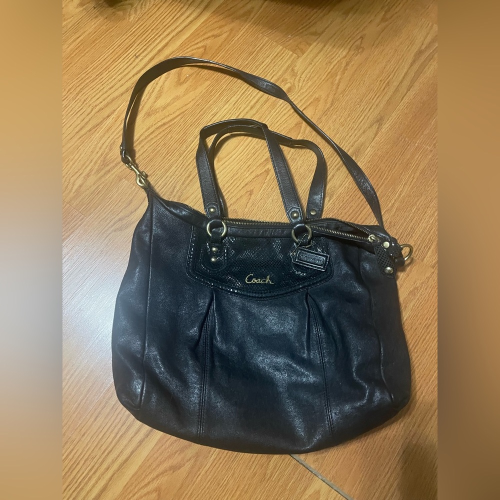 Coach Black Leather Shoulder Bag